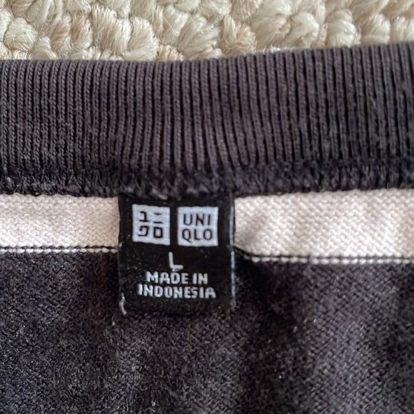 Men’s Uniqlo Black and White Striped Long Sleeve Tee Size L - Picture 2 of 5